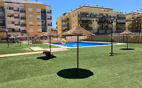 Apartamento En Fuengirola Con Piscina Y Parking